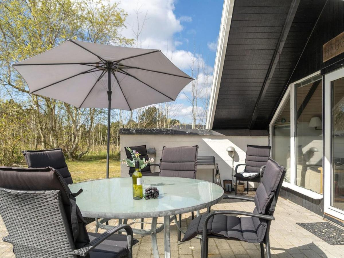 Holiday Home Arnfin - 160M From The Sea In Lolland- Falster And Mon By Interhome Rødby Екстериор снимка